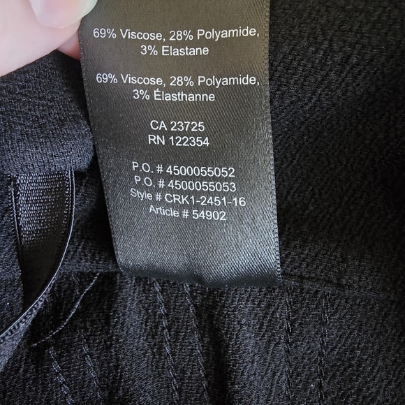 Aritzia Babaton cropped tank top size medium - Picture 9 of 9